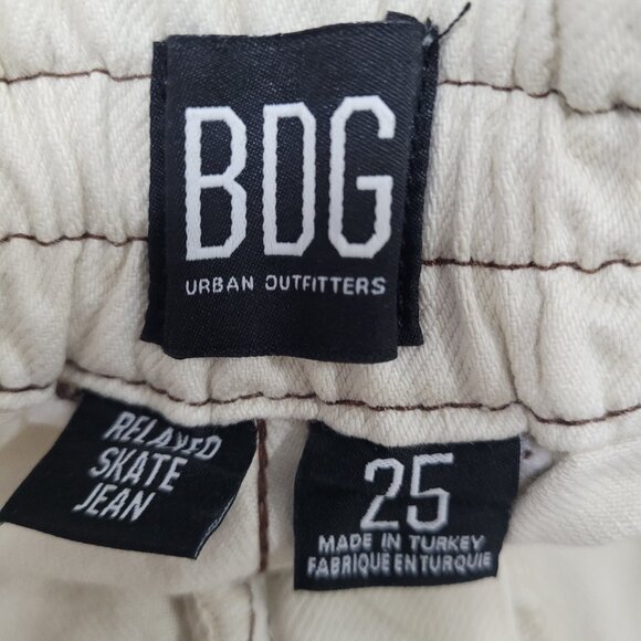 BDG Urban Outfitters Ivory Relaxed Skate Jean High Rise Cargo 25 (25x30) - Picture 3 of 16